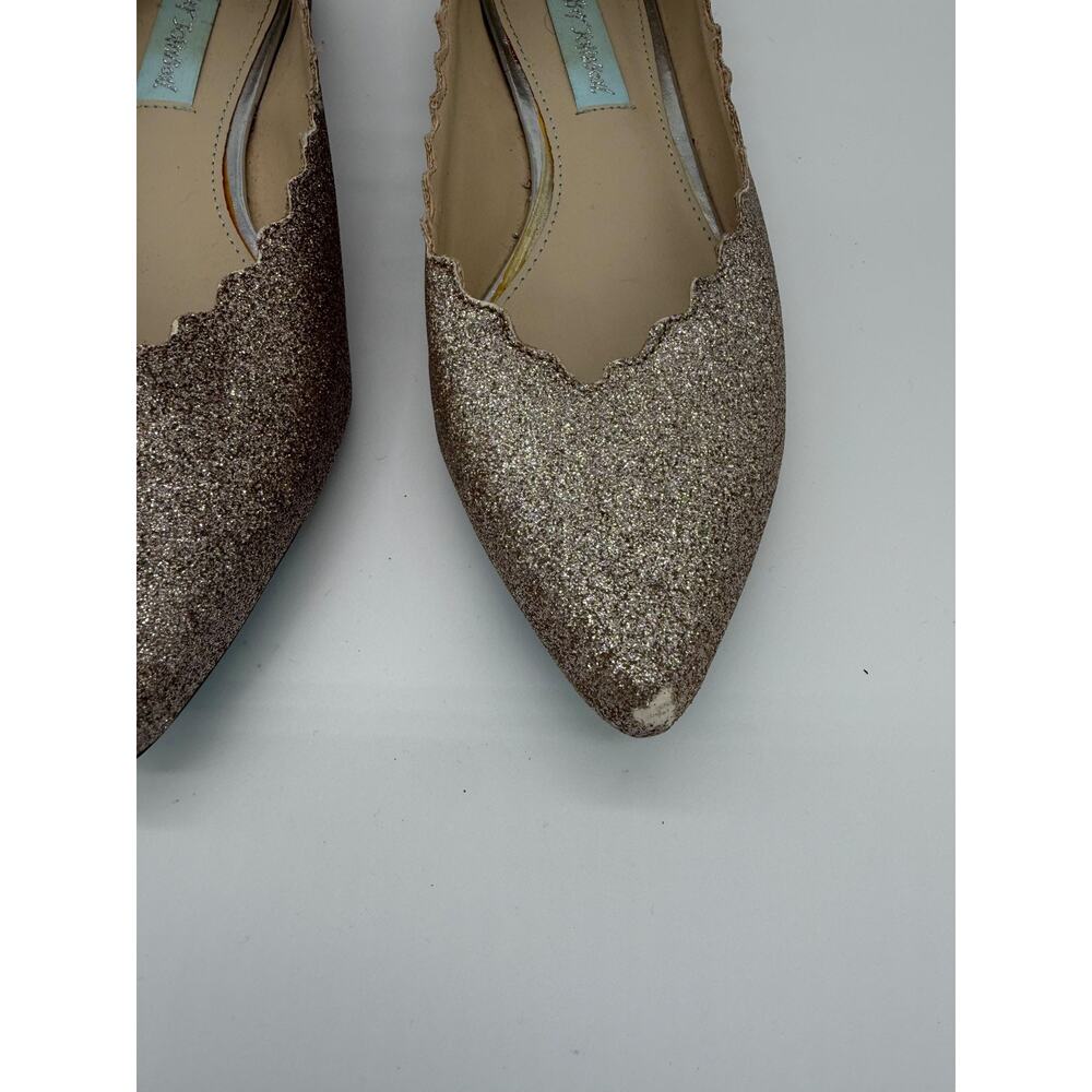 Betsey Johnson SB-CAKE Shoes Womens Size 6.5 Gold Glitter Flats Dressy - Picture 3 of 13